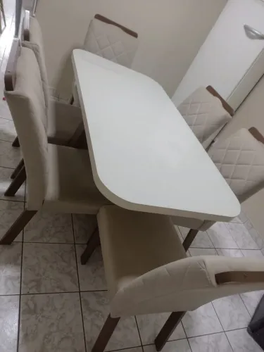 Mesa de jantar -  6 lugares 