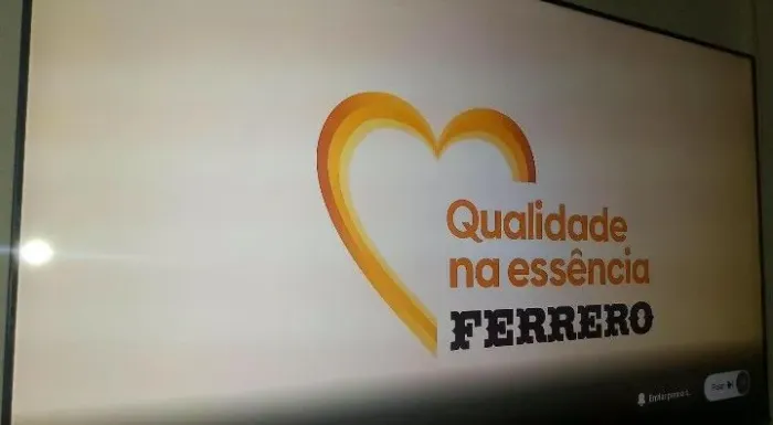 LG 65 POLEGADAS 2 mês é 12 dias de uso nova sem nenhum arranhão