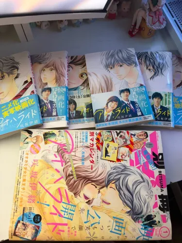 Coleção de mangás em japonês de ao haru ride