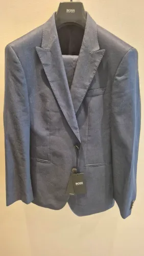 TERNO BLAZER HUGO BOSS NOVO COM ETIQUETA