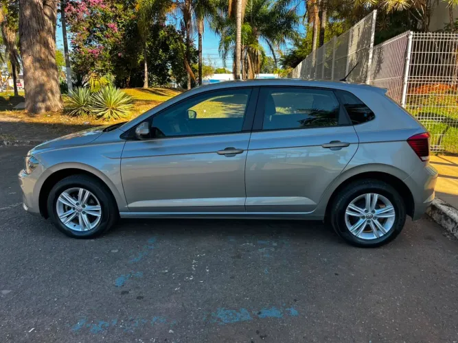 Volkswagen Polo 1.0 Flex 12V 5P 2022