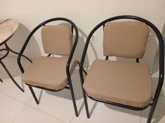 Duas cadeiras de Ferro $250.00