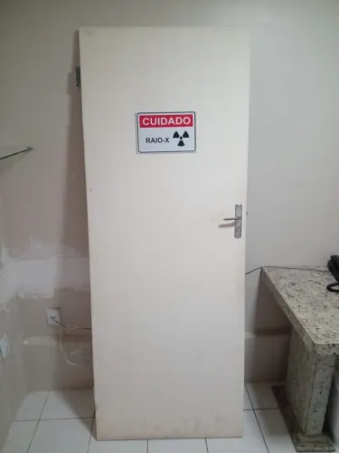 Vendo porta baritada