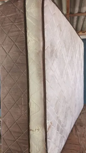 Cama BOX CASAL MOLAS( ENTREGO hoje) 250 reais