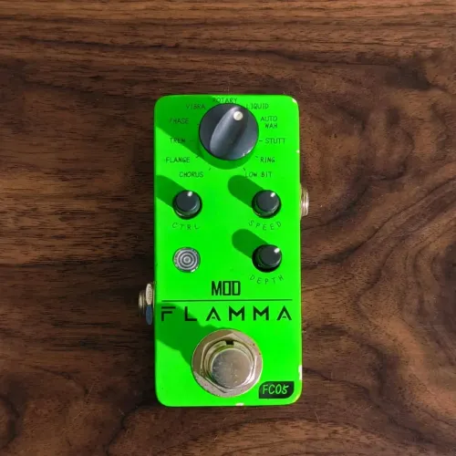 FLAMMA FC05 pedal modulação