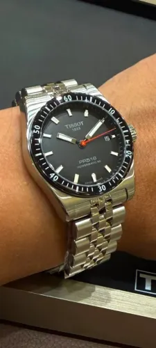 Relógio Masculino TISSOT PR516 Powermatic 80 Automático com Mostrador Preto