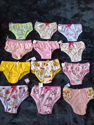 Kit Calcinhas Infantis Novas Duas por R$10 - *P, M e G* Estampas Lindas e Confortáveis
