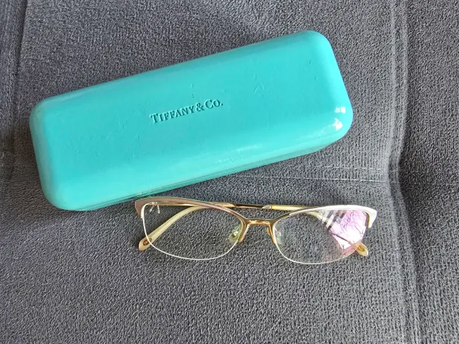 Vendo Óculos Tiffany original 