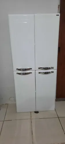 Vendo armário