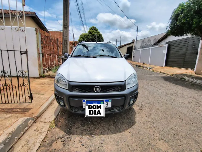 Fiat Strada Working Hard 1.4 Fire Flex 8V CD 2018