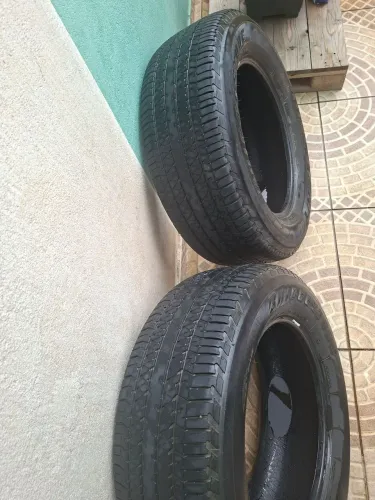 Pneu caminhonete Aro 18