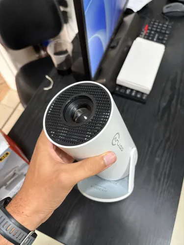 Projetor Portátil com Wi-Fi