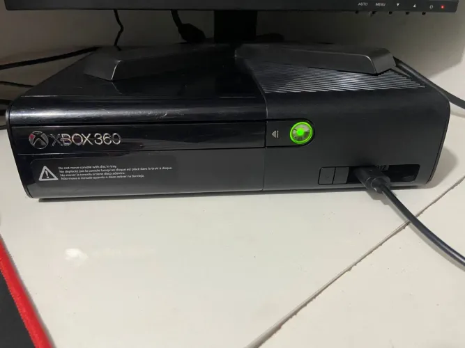Xbox 360 Super Slim Muito Conservado ? Original e Nunca Aberto