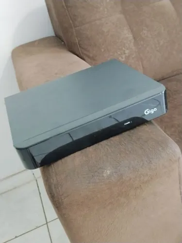 Vendo camera com DVR 1080p 8 canais mas 2 câmeras