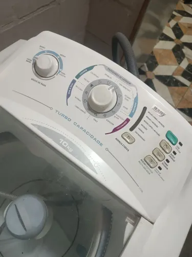 Lavadora Electroluxs 10 kilos ótimo estado funciona perfeitamente