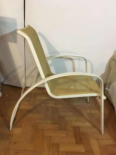 Cadeira de Metal Branca com Elastano Amarelo