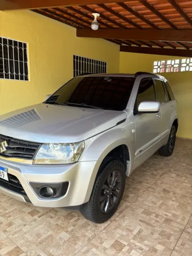 Suzuki Grand Vitara 2.0 16V 4x2/4x4 5P Aut. 2013