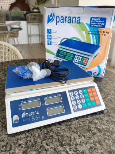 Balança digital 40 kg eletrônica nova 