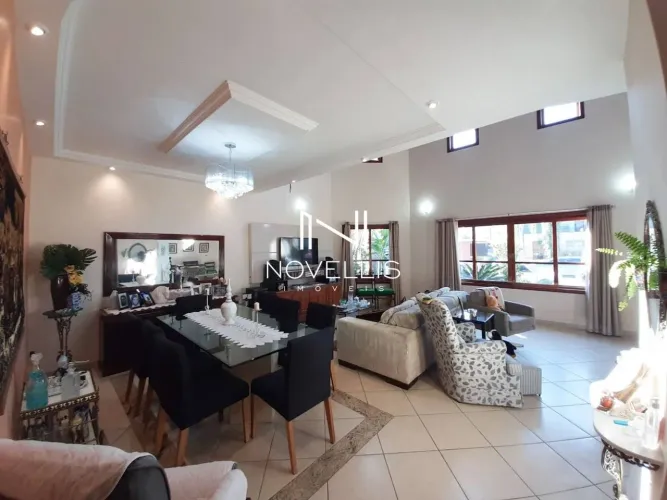 Casa com 4 dormitórios à venda, 243 m² por R$ 2.850.000,00 - Conjunto Residencial Esplanad