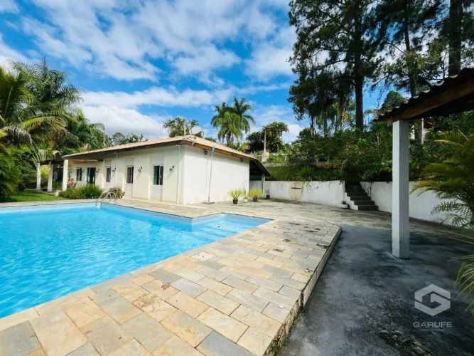 Chácara com 5 quartos à venda, 1760 m² por R$ 1.300.000 - Jardim Califórnia - Jacareí/SP