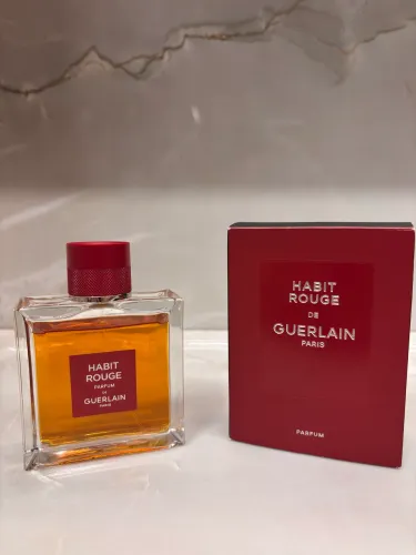 Habit rouge parfum