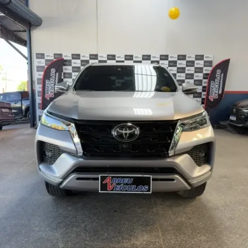 Toyota Hilux SW4 SRX 4X4 2.8 TDI 16V Dies. Aut. 2022