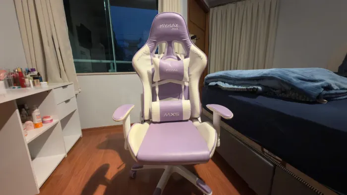Cadeira Gamer Mymax MX5 Roxa e Branca - Reclinável e Ajustável