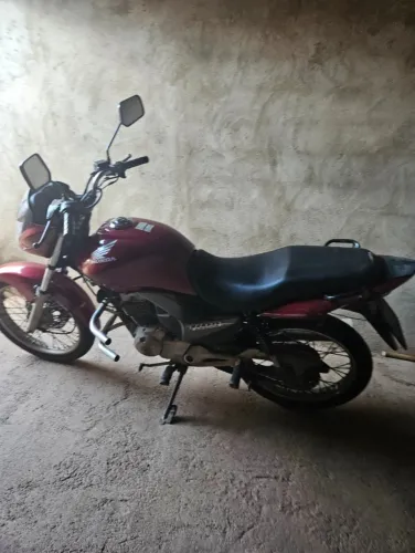 Titan 150 2013 vermelha