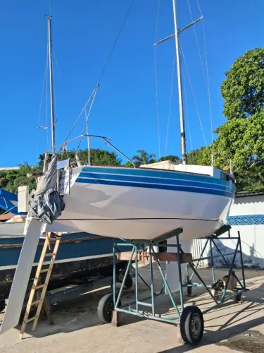 Veleiro Multichine 23 - projeto Roberto Barros (Cabinho) - Classe G3J.