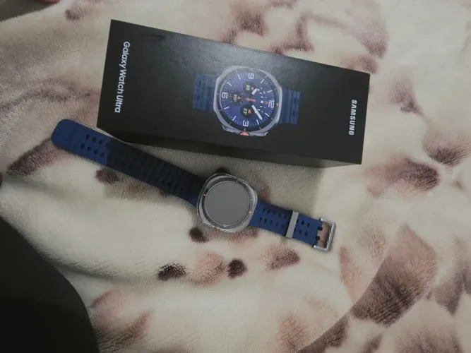 Samsung galaxy watch ultra funcionando tudo certinho foi usado por menos de 1 mes