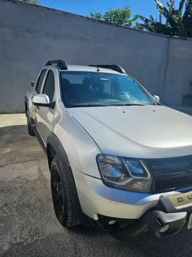 Renault Duster Oroch Exp. 1.6 Hi-flex 16V Mec. 2016