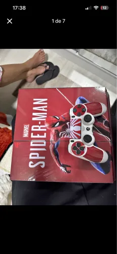 PlayStation 4 1TB 1 controle 