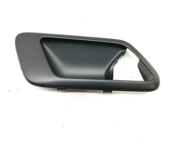 Moldura Maçaneta Interna Traseira Direita Vw Fox 2019 Preto Traseira
