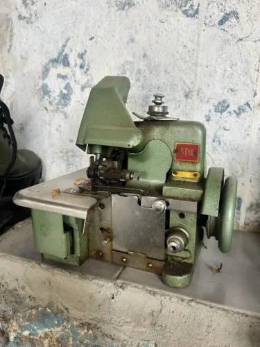 Máquina de costura overloque semi industrial