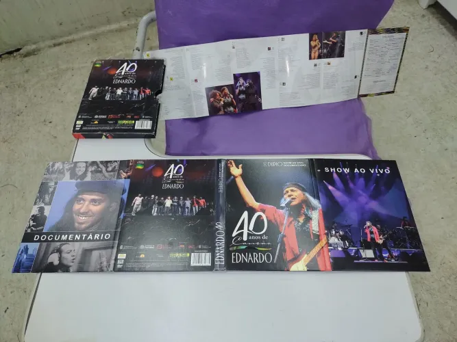 Dvd duplo gênero MPB 40 Anos de Ednardo, com folheto, bom estado.