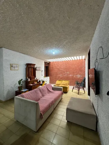 Vendo casa de 260 m com 4 quartos ideal para comércio na Jatiúca