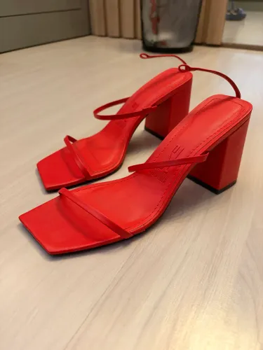 Sandália Santa Lolla Vermelha