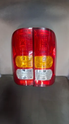 Par de Lanterna traseira original da Toyota HILUX 2009