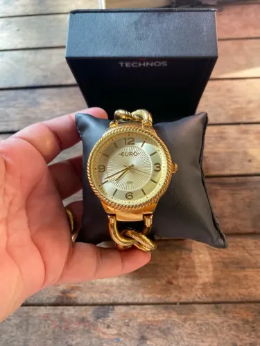 Vende-se relógio da marca EURO/ aprova d?água