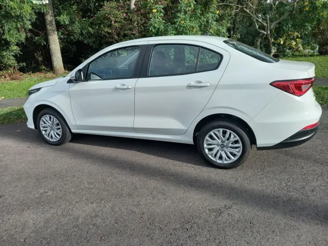 Fiat Cronos Drive 1.3 8V Flex 2025