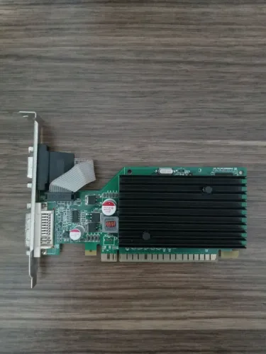 Placa de Vídeo GeForce 8400GS 512MB DDR2