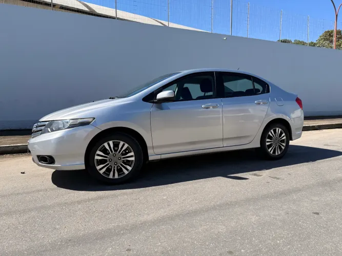 Honda City Sedan LX 1.5 Flex 16V 4P Aut. 2014