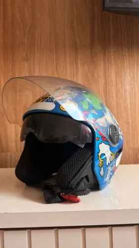 Capacete peruzinho 56/58