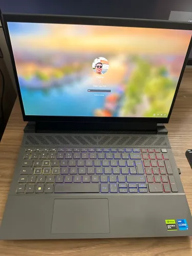 Notebook Dell G15 i7 Rtx 4050 32GB 1TB teclado rgb