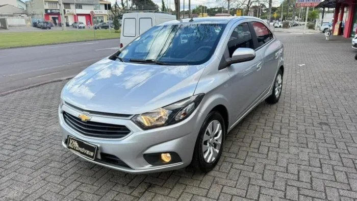 Chevrolet Onix Hatch LT 1.4 8V Flex Mec. 4P 2018
