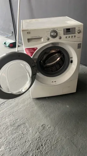 Máquina lava e seca LG