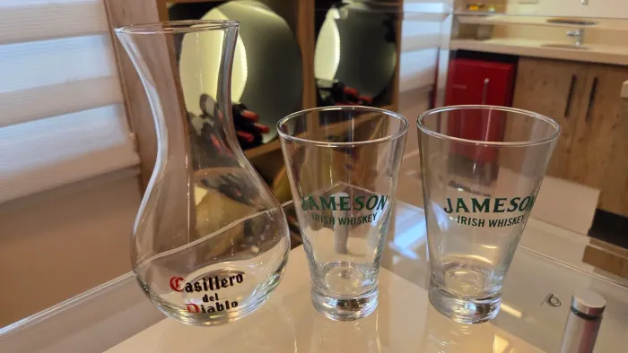 DECANTER CASILLERO DEL DIABLO - KIT 2 COPOS JAMESON