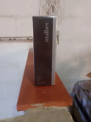 Vendo perfume Malbec masculino tradicional