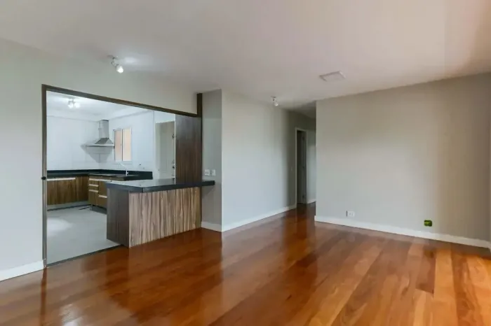 Imóvel para venda possui 122 metros quadrados com 3 quartos em Rio Pequeno - São Paulo - S