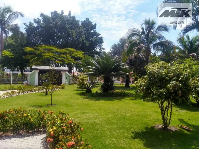 Casa de condomínio para venda possui 500 metros quadrados com 5 quartos em City Castello -